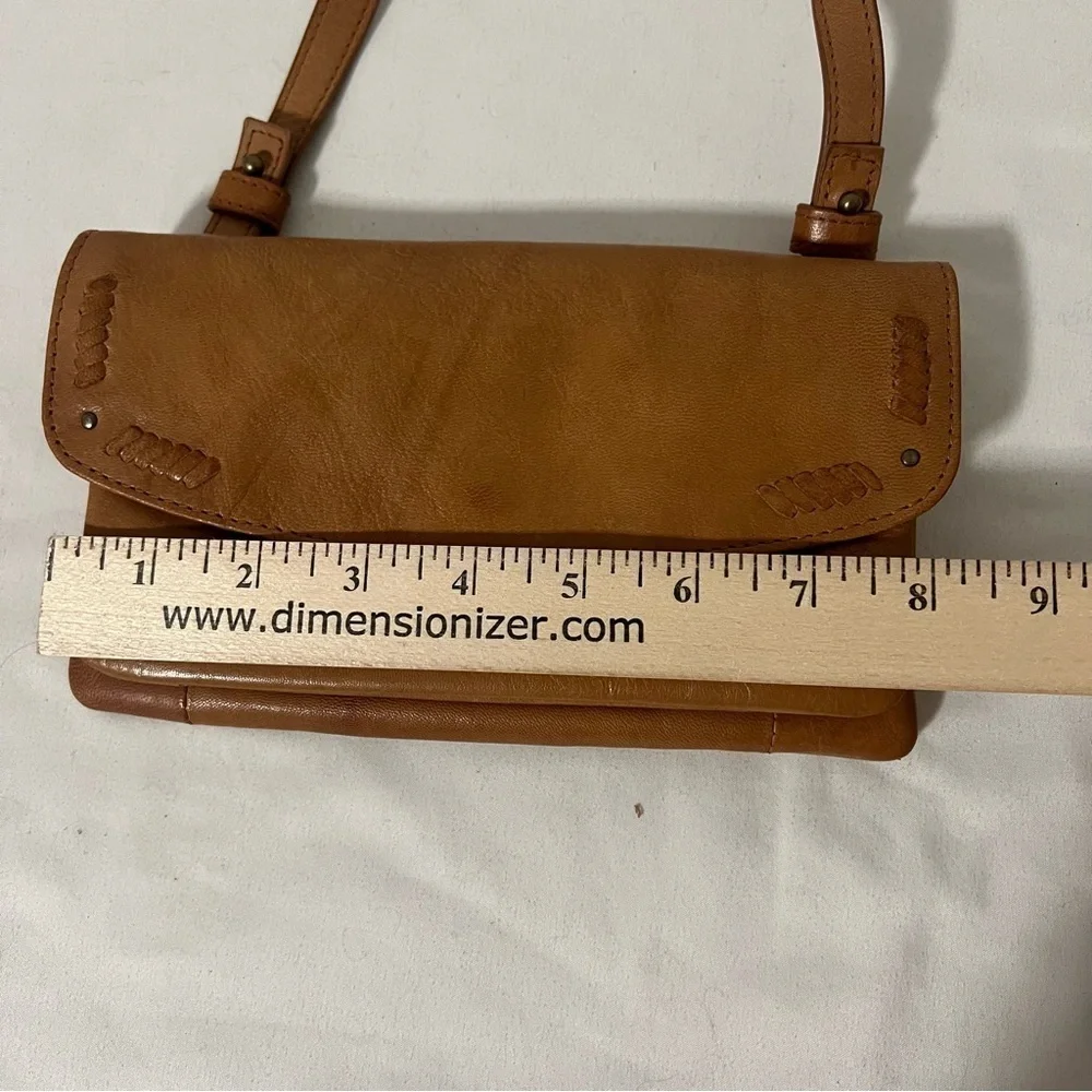 Lucky Brand Women’s Brown/Tan Crossbody Bag Snap Closure Adjustable Strap EUC - Picture 10 of 11